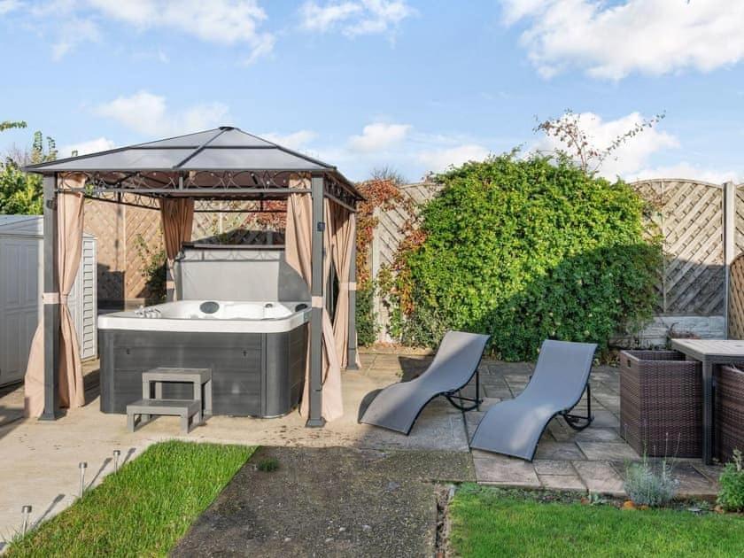 Hot Tub. Countryside. Coast. 5* Patrington Haven Leisure Park, East Yorkshire Villa Kültér fotó